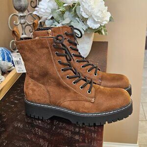 NWT Falls Creek Women's Briar Faux-Suede Boots, Brown, Sz 10